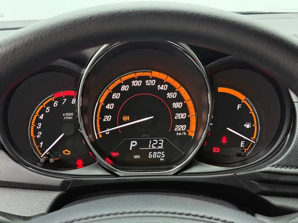 Toyota Yaris L