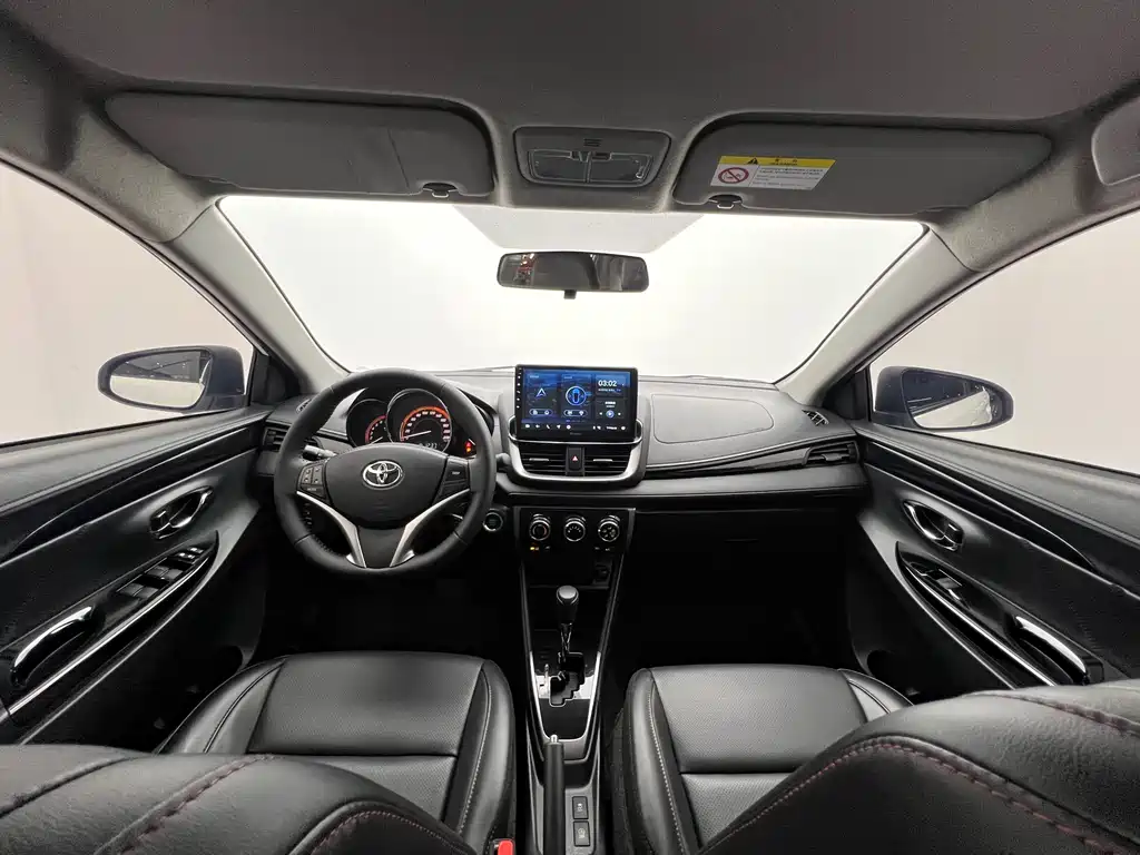 Toyota Yaris L