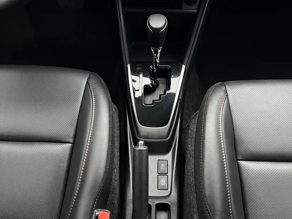 Toyota Yaris L