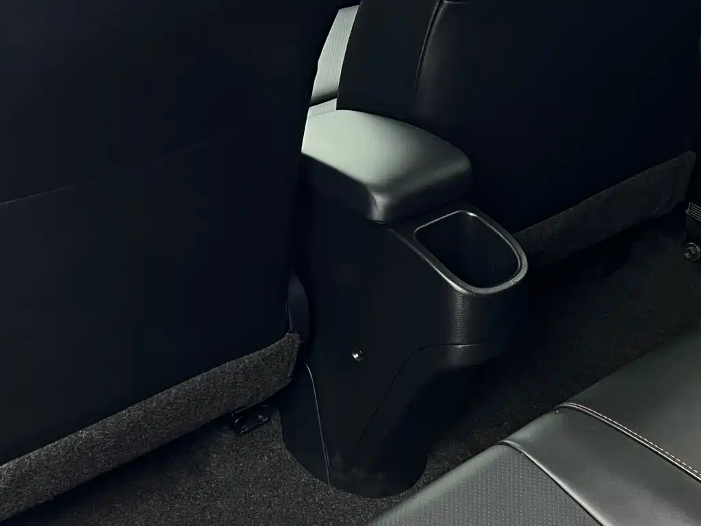 Toyota Yaris L