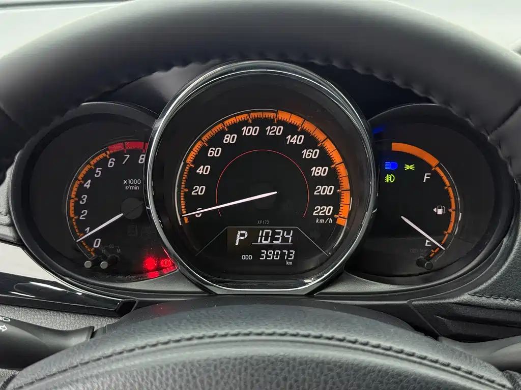 Toyota Yaris L