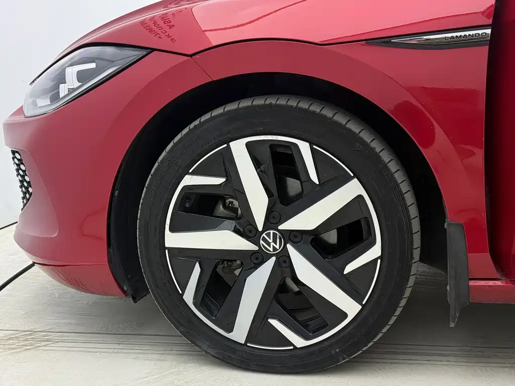 Volkswagen Lamando