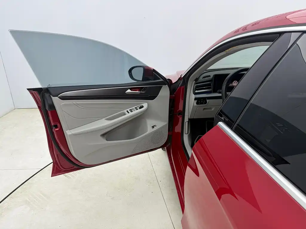 Volkswagen Lamando