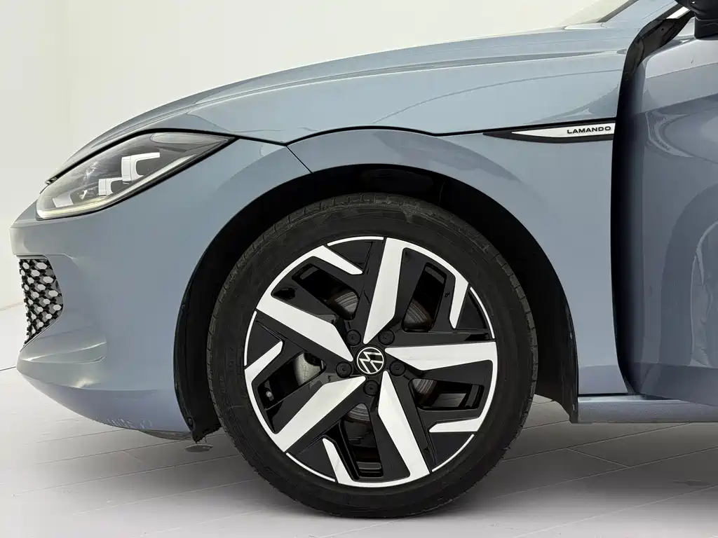 Volkswagen Lamando