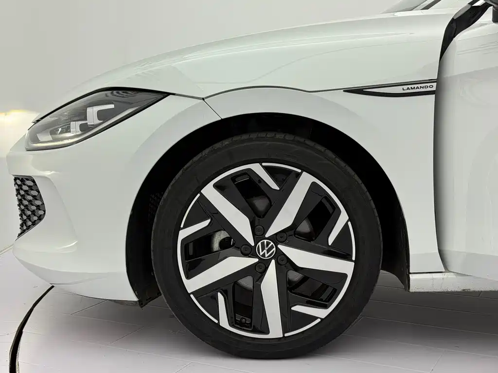 Volkswagen Lamando