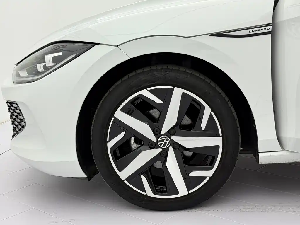 Volkswagen Lamando