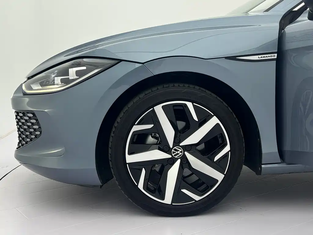 Volkswagen Lamando