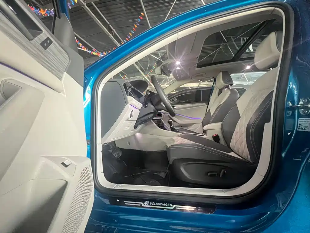Volkswagen Sagitar