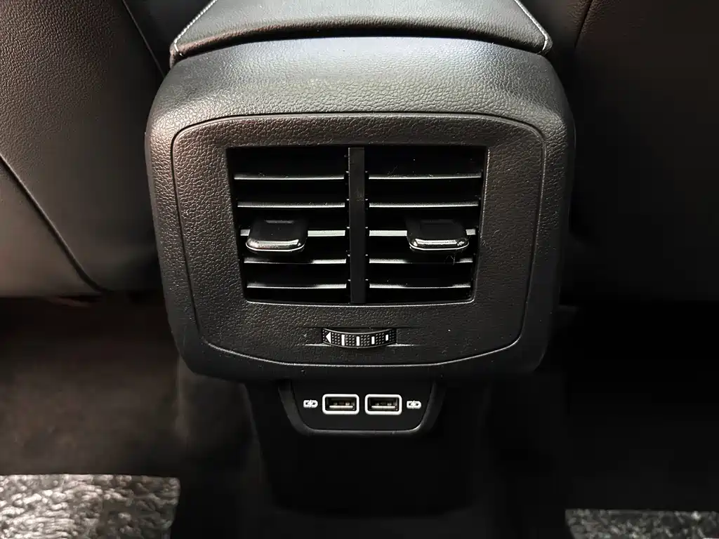 Volkswagen Tacqua