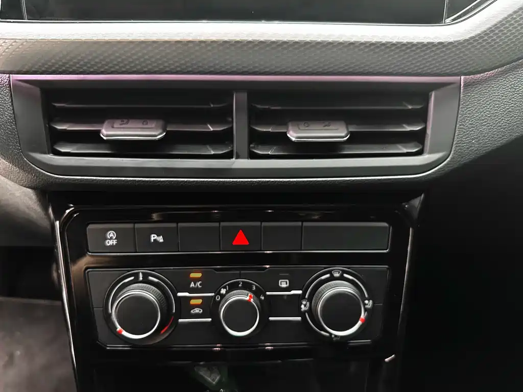 Volkswagen Tacqua