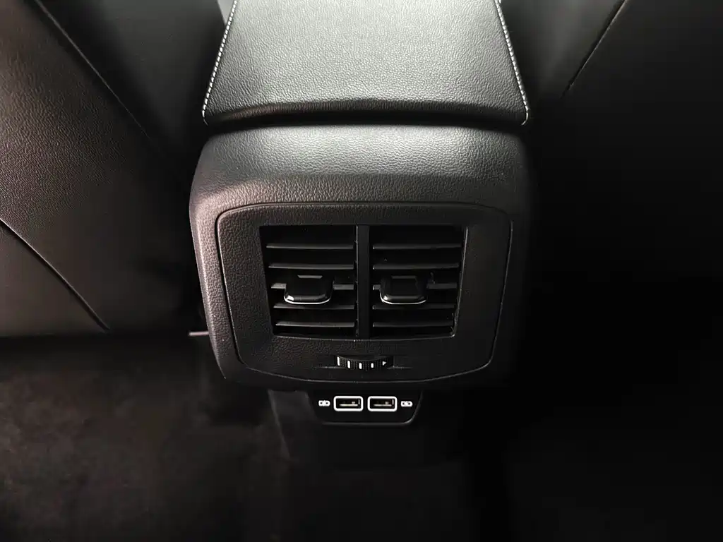 Volkswagen Tacqua