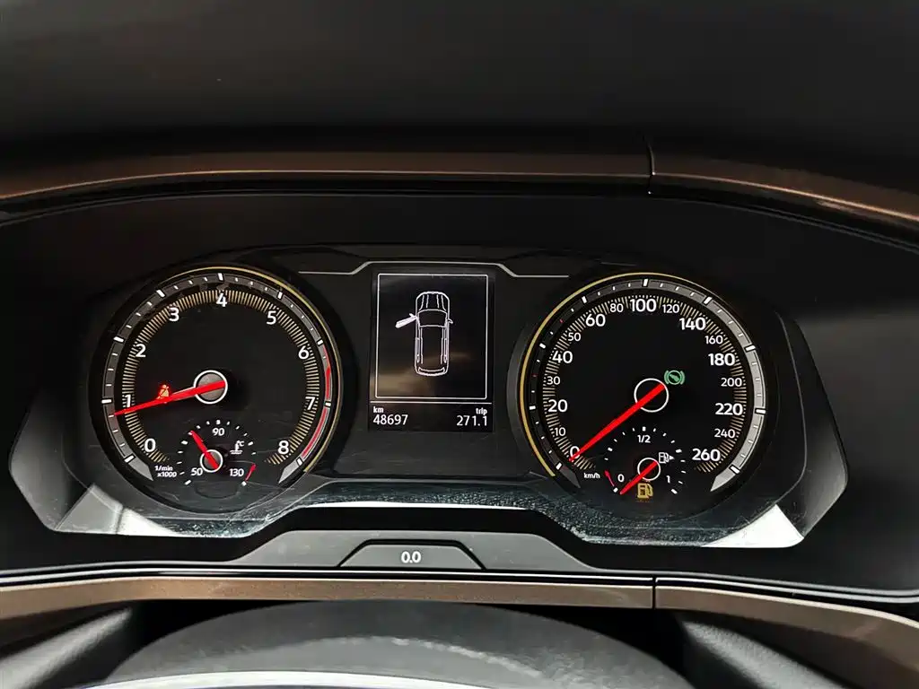 Volkswagen Tharu