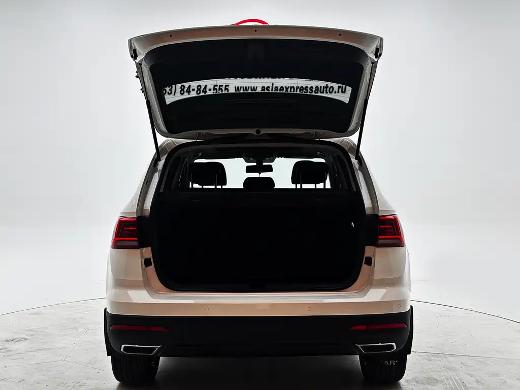 Volkswagen Tharu