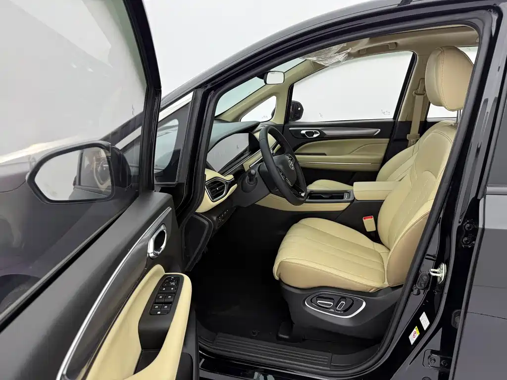GAC Motor Trumpchi M6