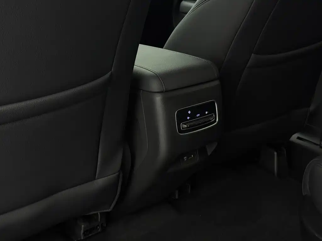 GAC Motor Trumpchi M6
