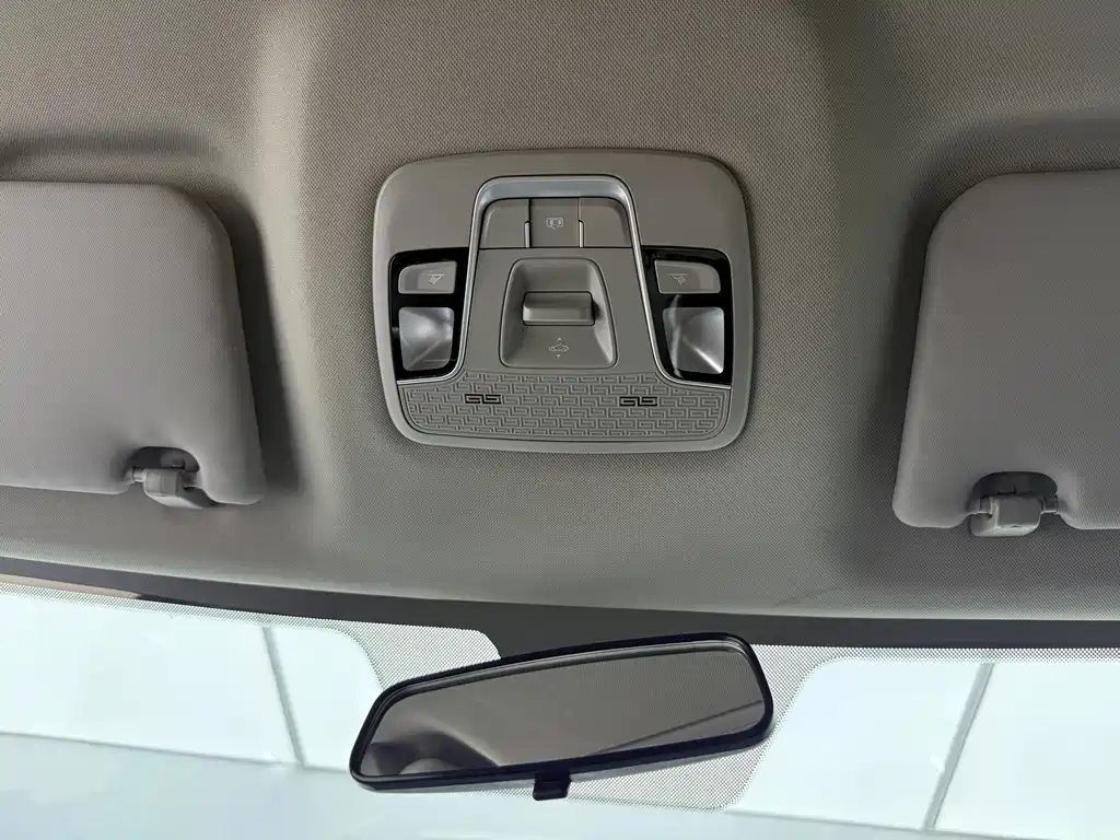 Geely Binyue
