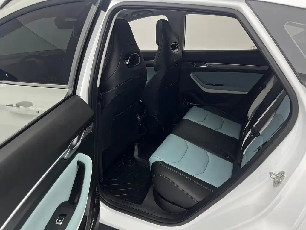 Geely Emgrand S