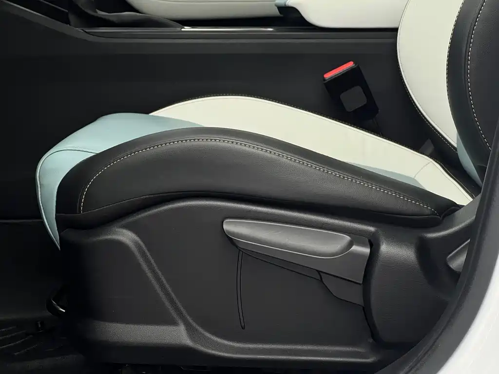 Geely Emgrand S
