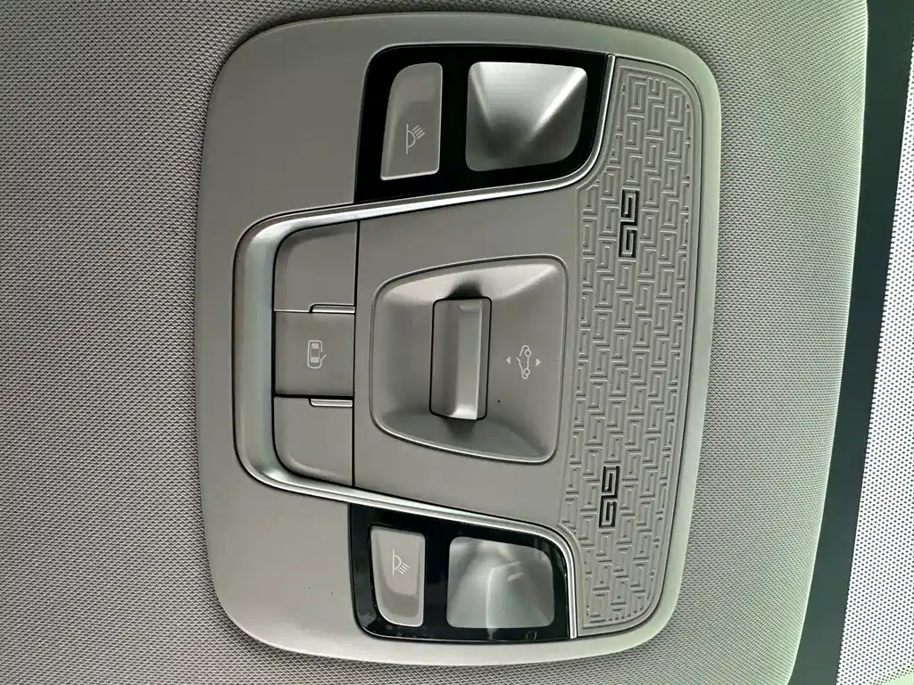 Geely Vision X6