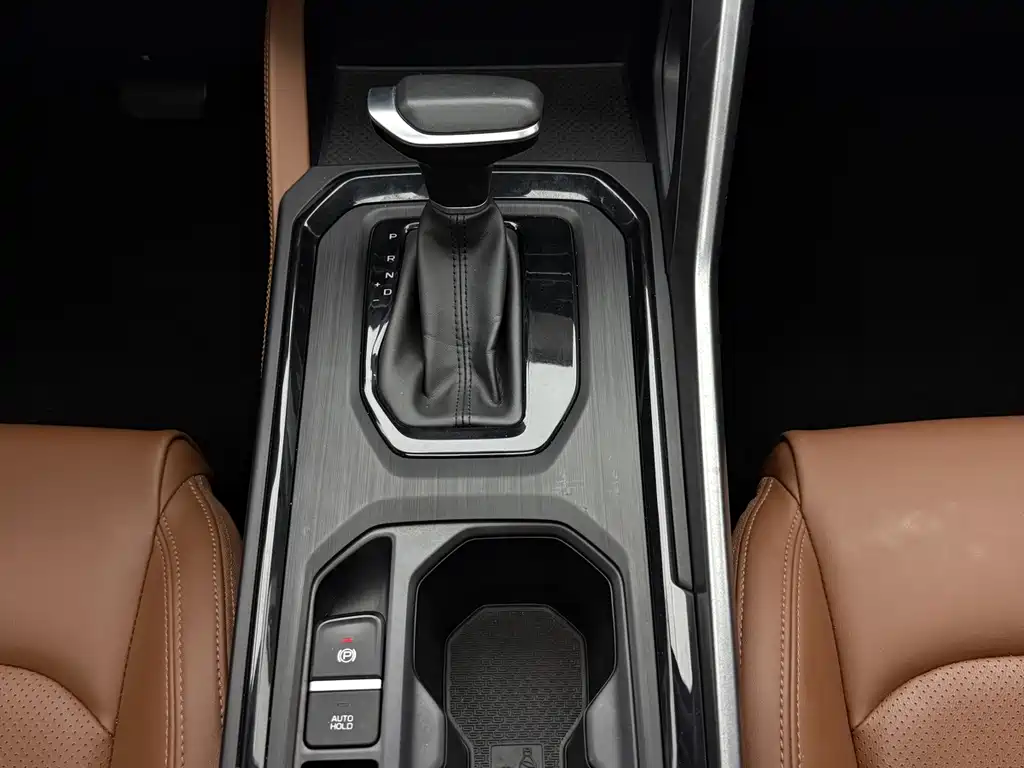 Geely Vision X6