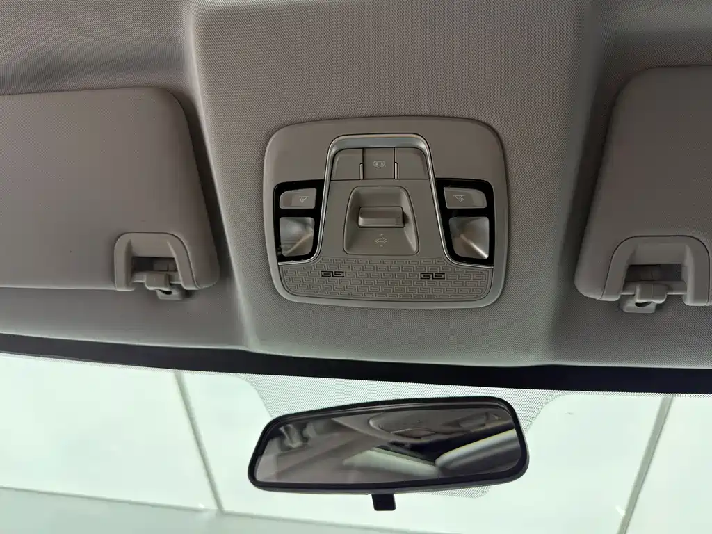 Geely Vision X6