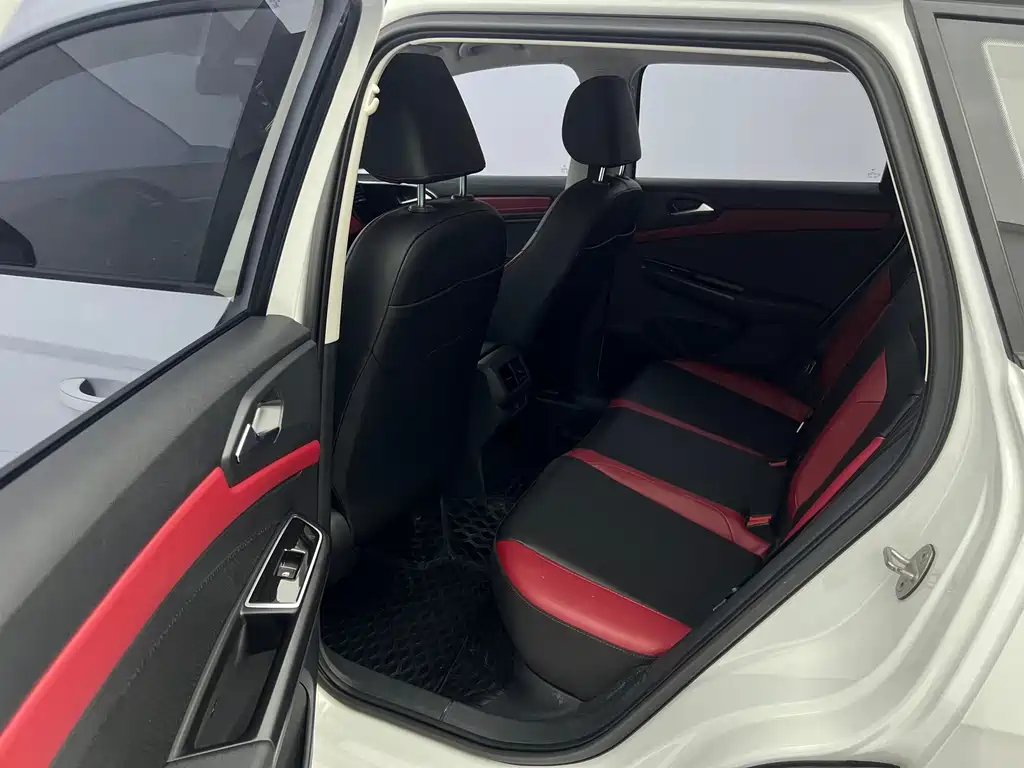 Jetta VS5