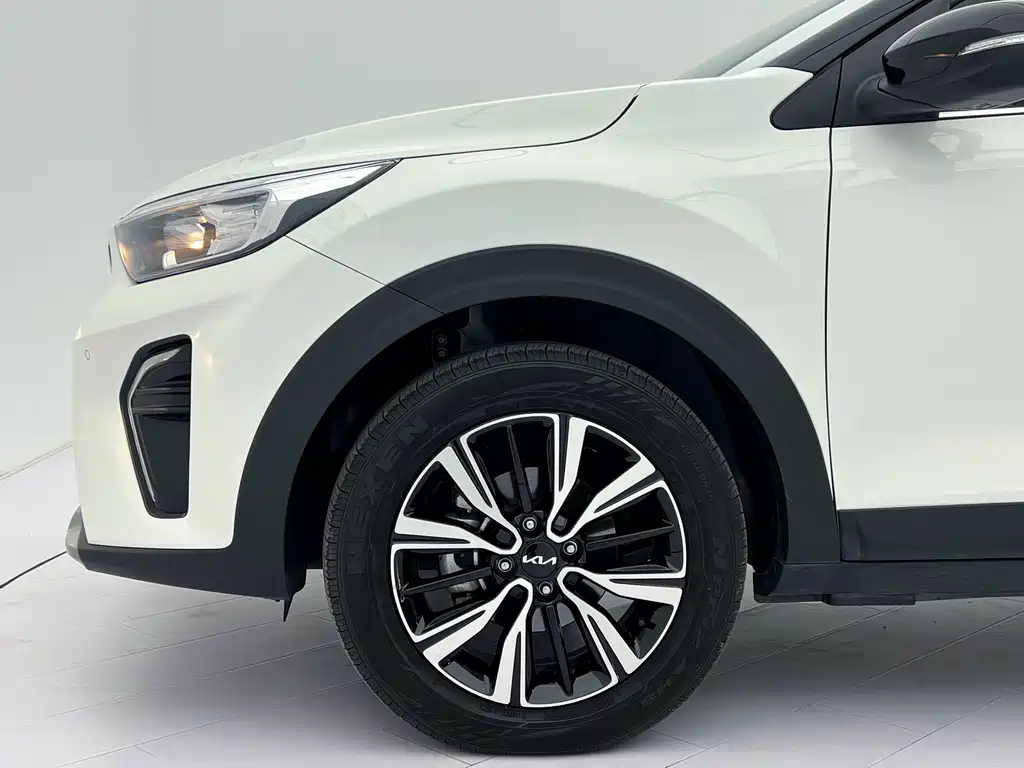 Kia KX1
