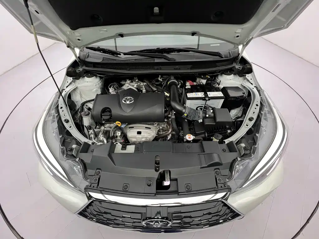 Toyota Yaris L