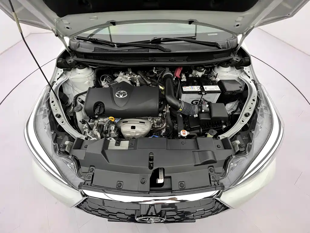 Toyota Yaris L