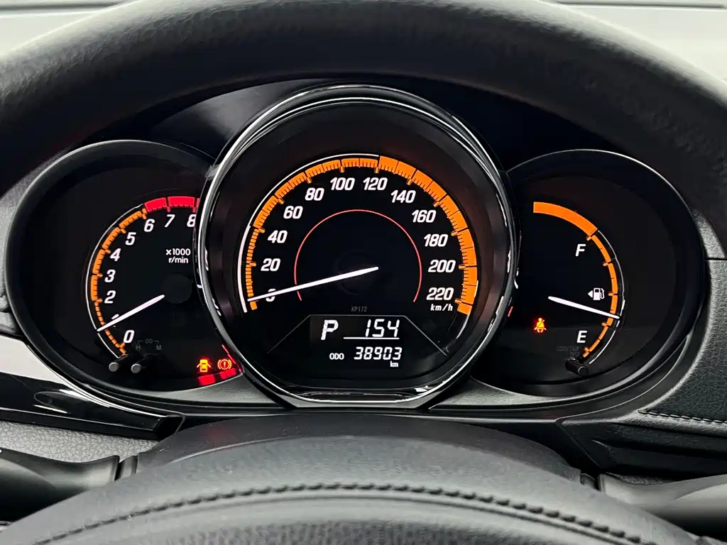 Toyota Yaris L