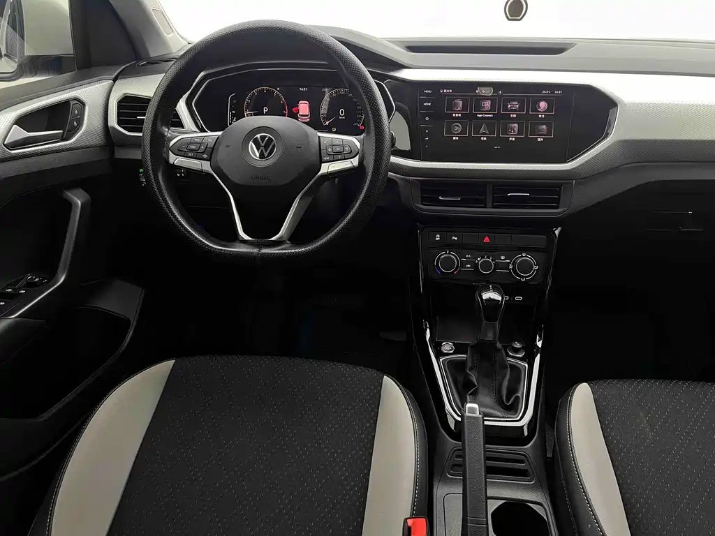 Volkswagen Tacqua