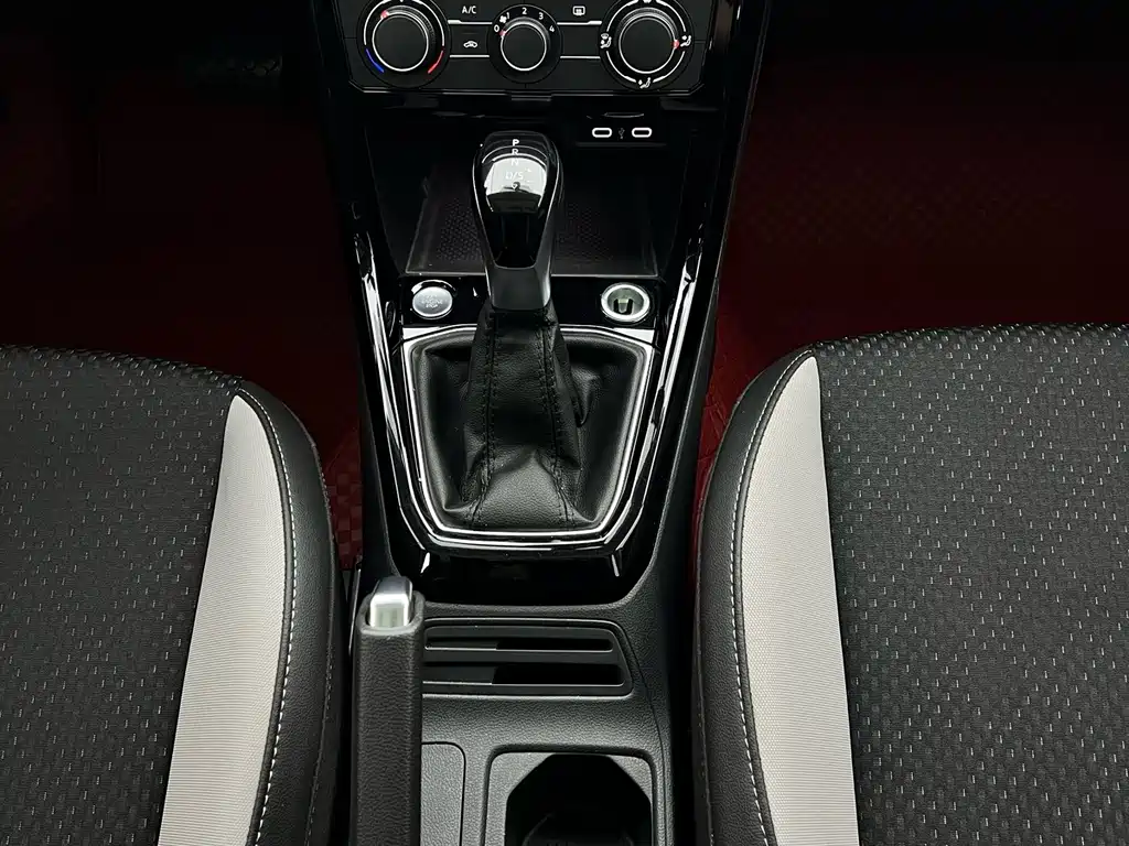 Volkswagen Tacqua