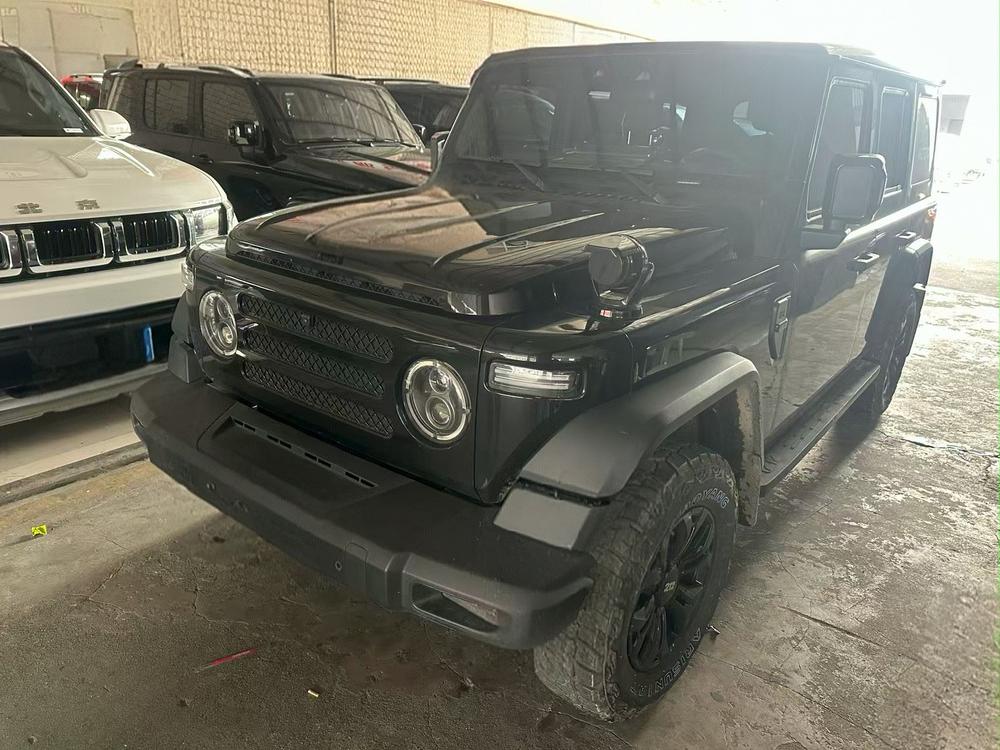 212 212 T01