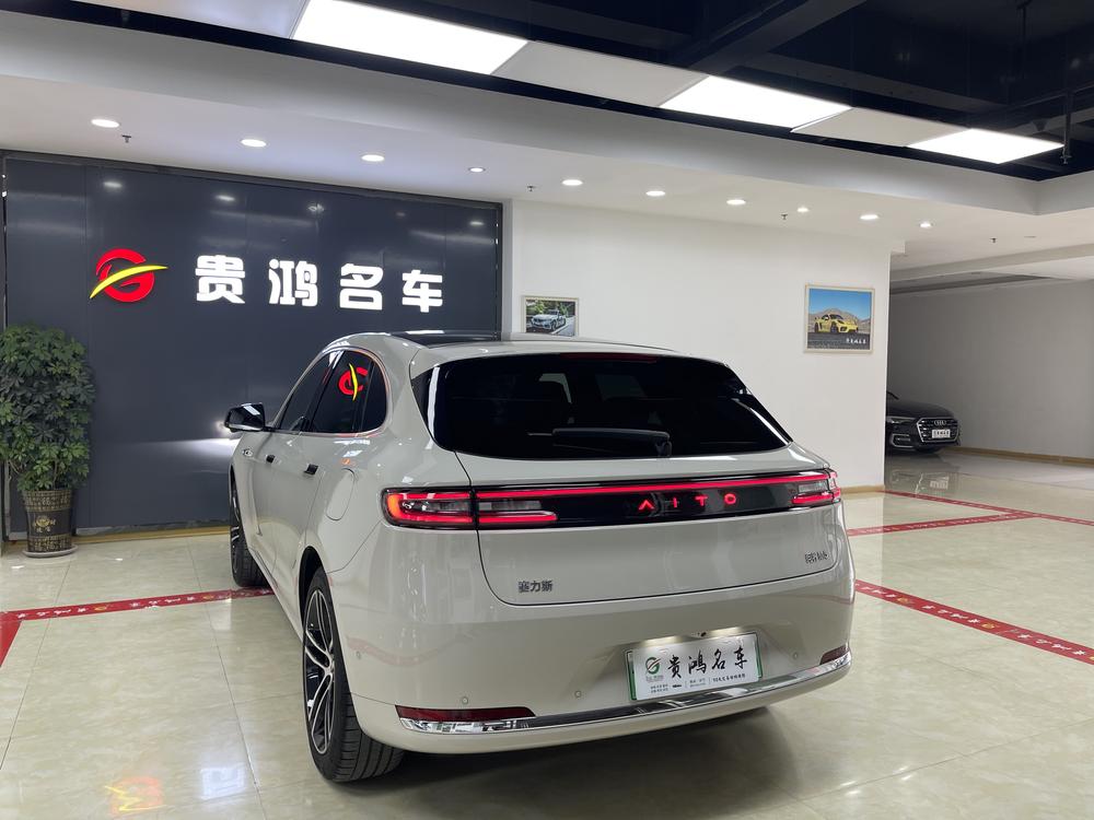 AITO问界 Aito M5