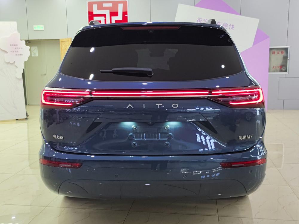 AITO问界 Aito M7