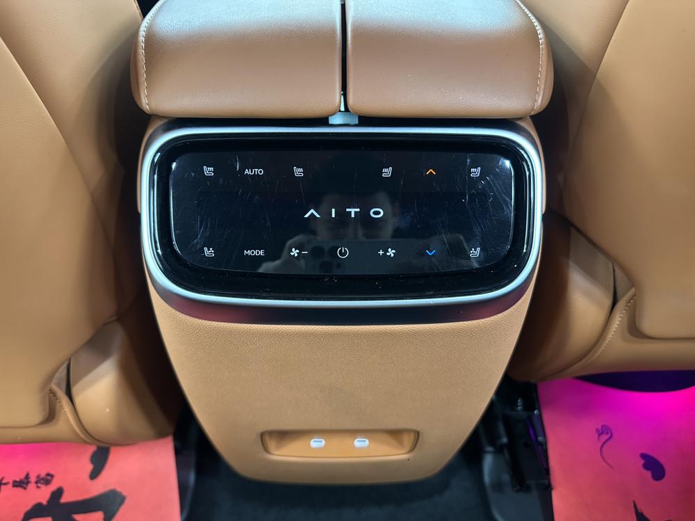 AITO问界 Aito M7