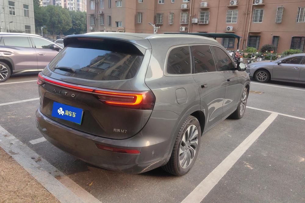 AITO问界 Aito M7