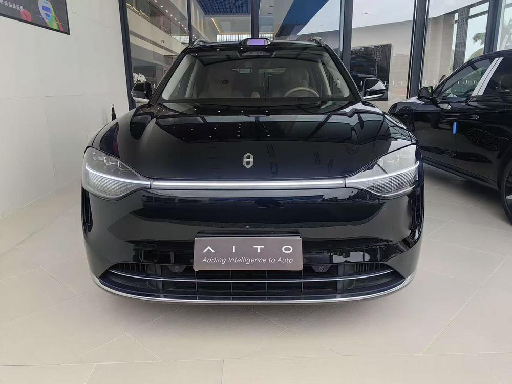 AITO问界 Aito M9