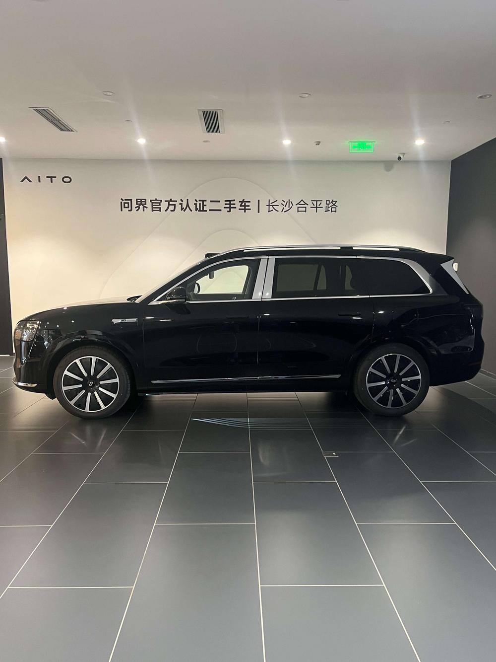 AITO问界 Aito M9