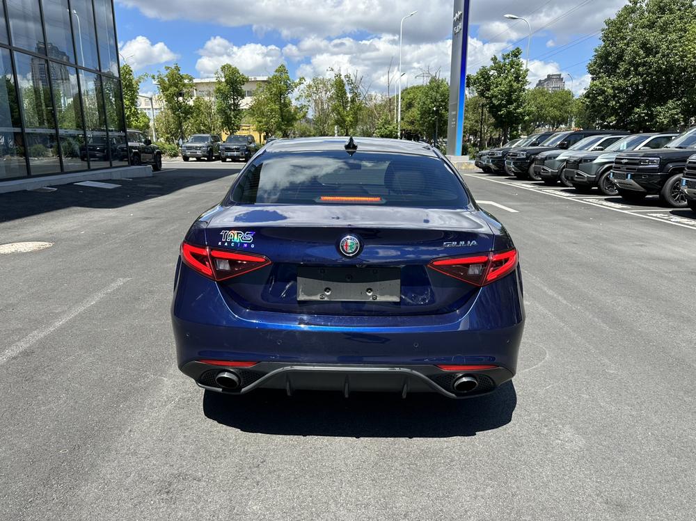 Alfa Romeo Giulia