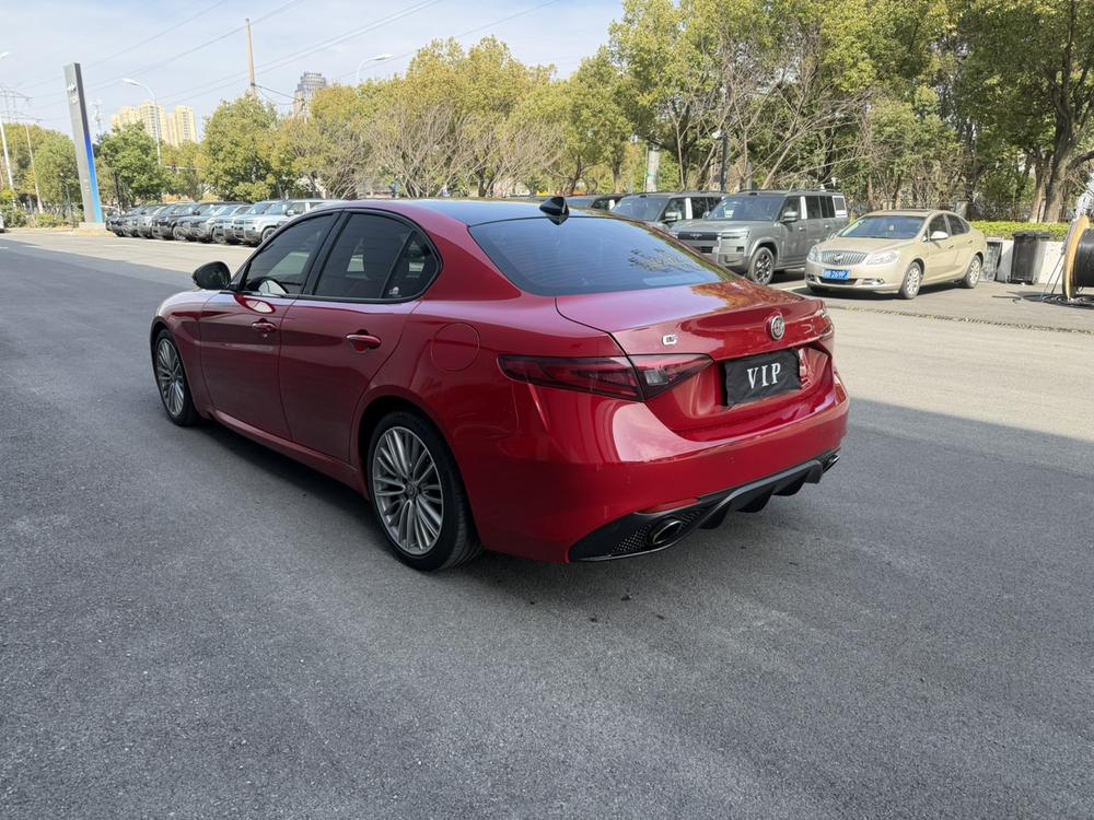 Alfa Romeo Giulia