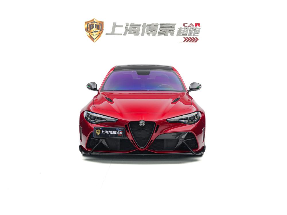 Alfa Romeo Giulia