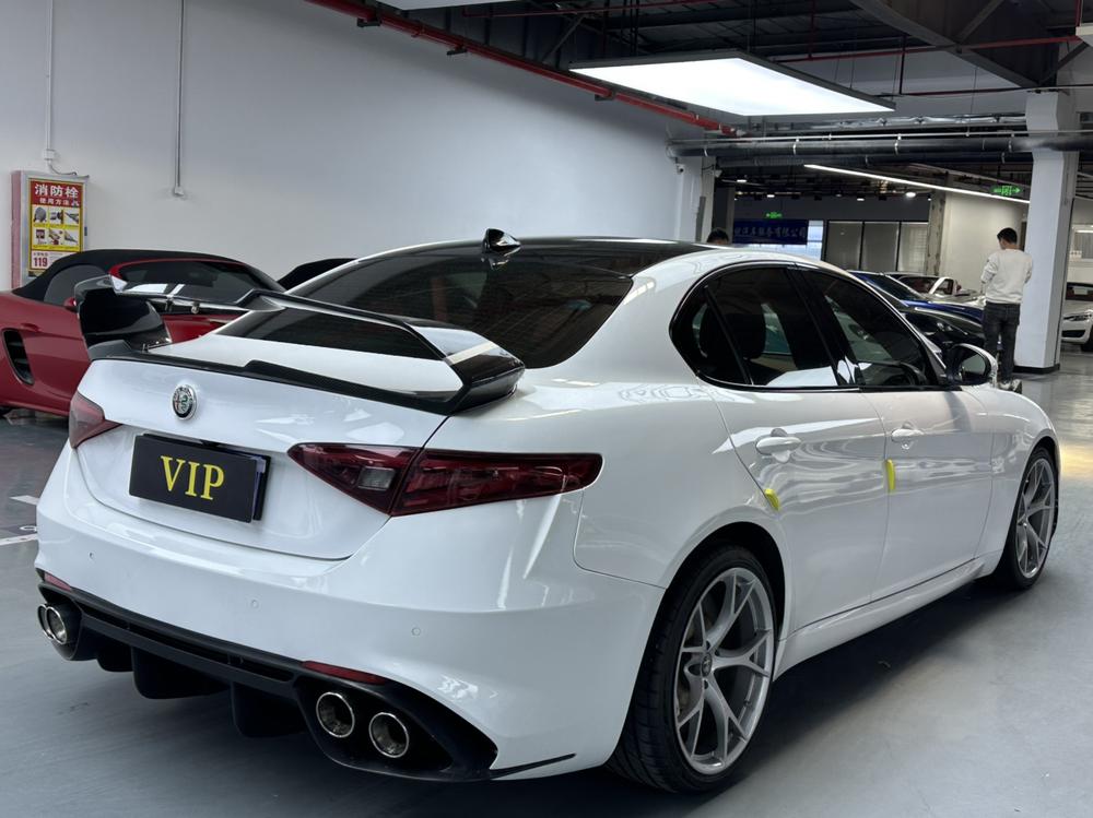 Alfa Romeo Giulia