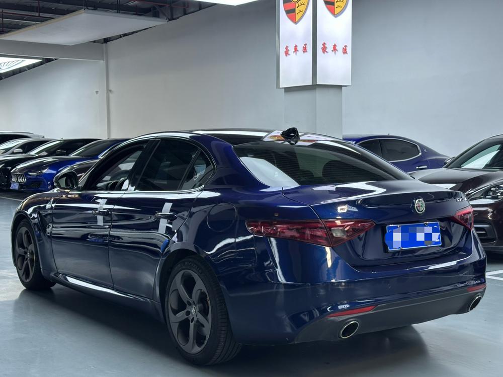 Alfa Romeo Giulia