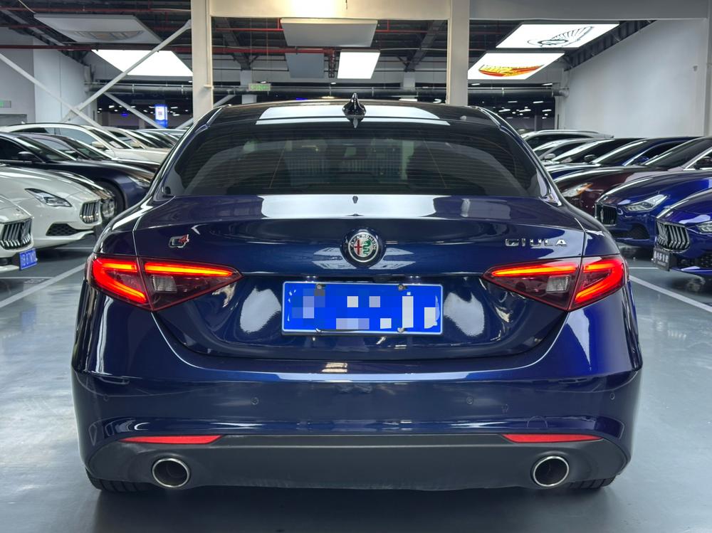 Alfa Romeo Giulia