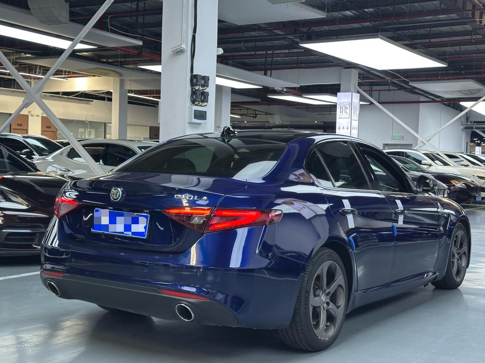 Alfa Romeo Giulia