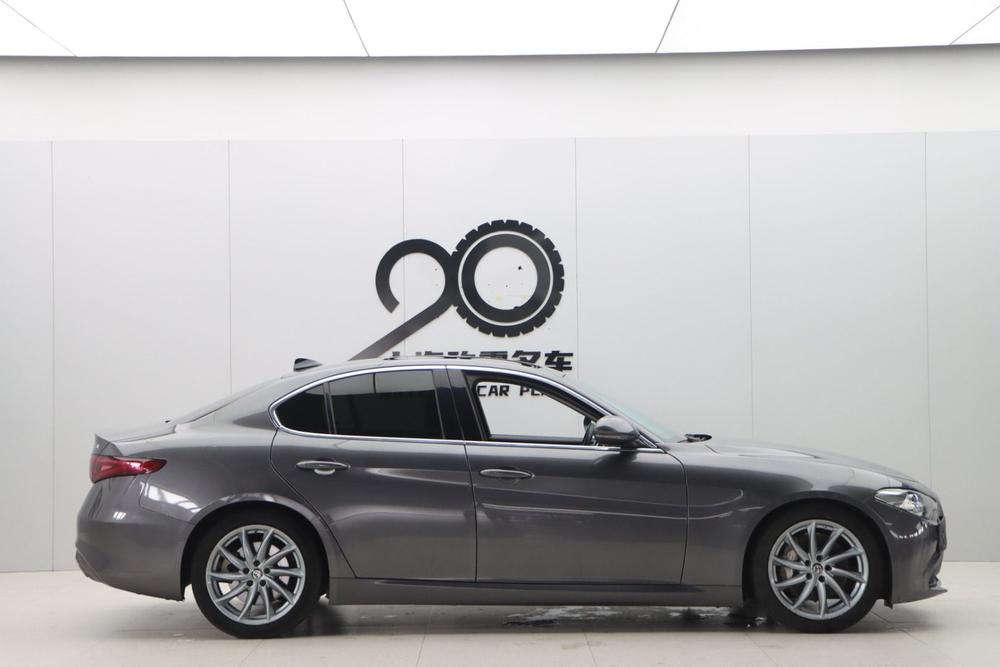 Alfa Romeo Giulia