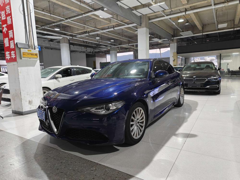Alfa Romeo Giulia