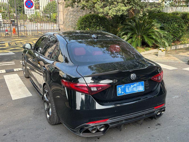 Alfa Romeo Giulia