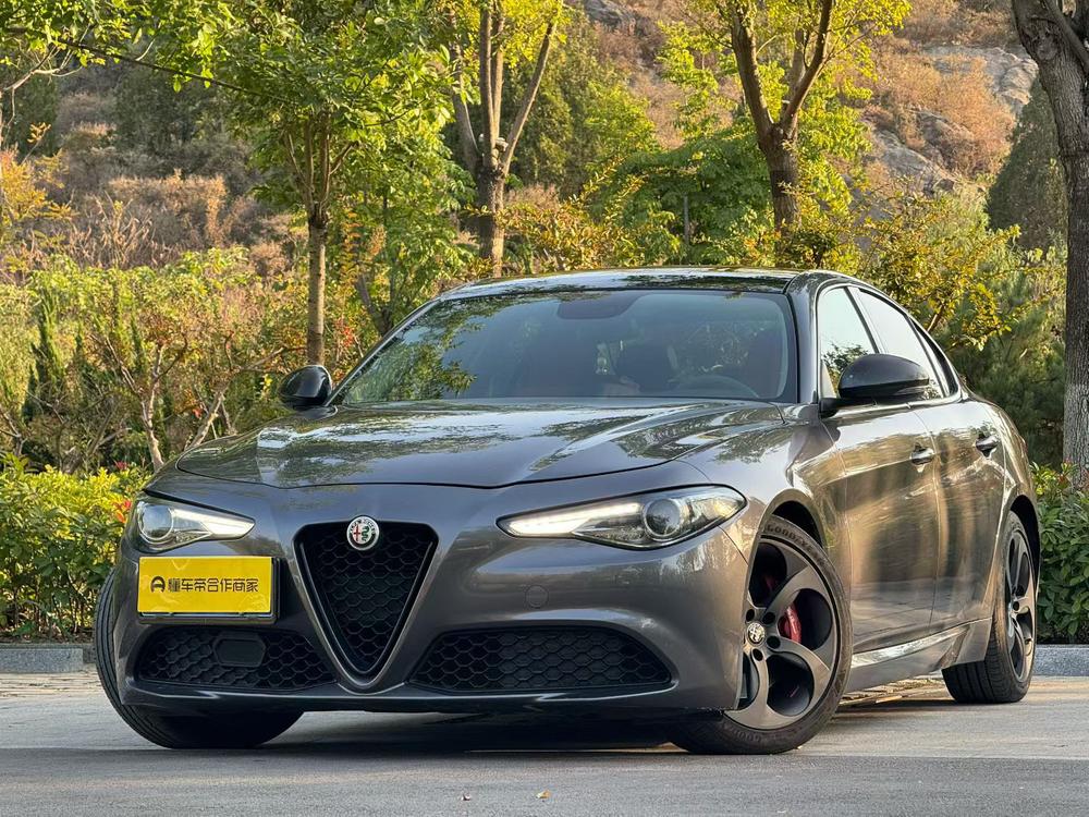 Alfa Romeo Giulia
